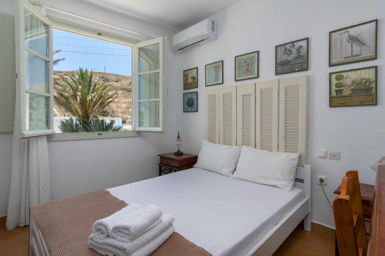 Areti'S Milos Guesthouses آداماس المظهر الخارجي الصورة
