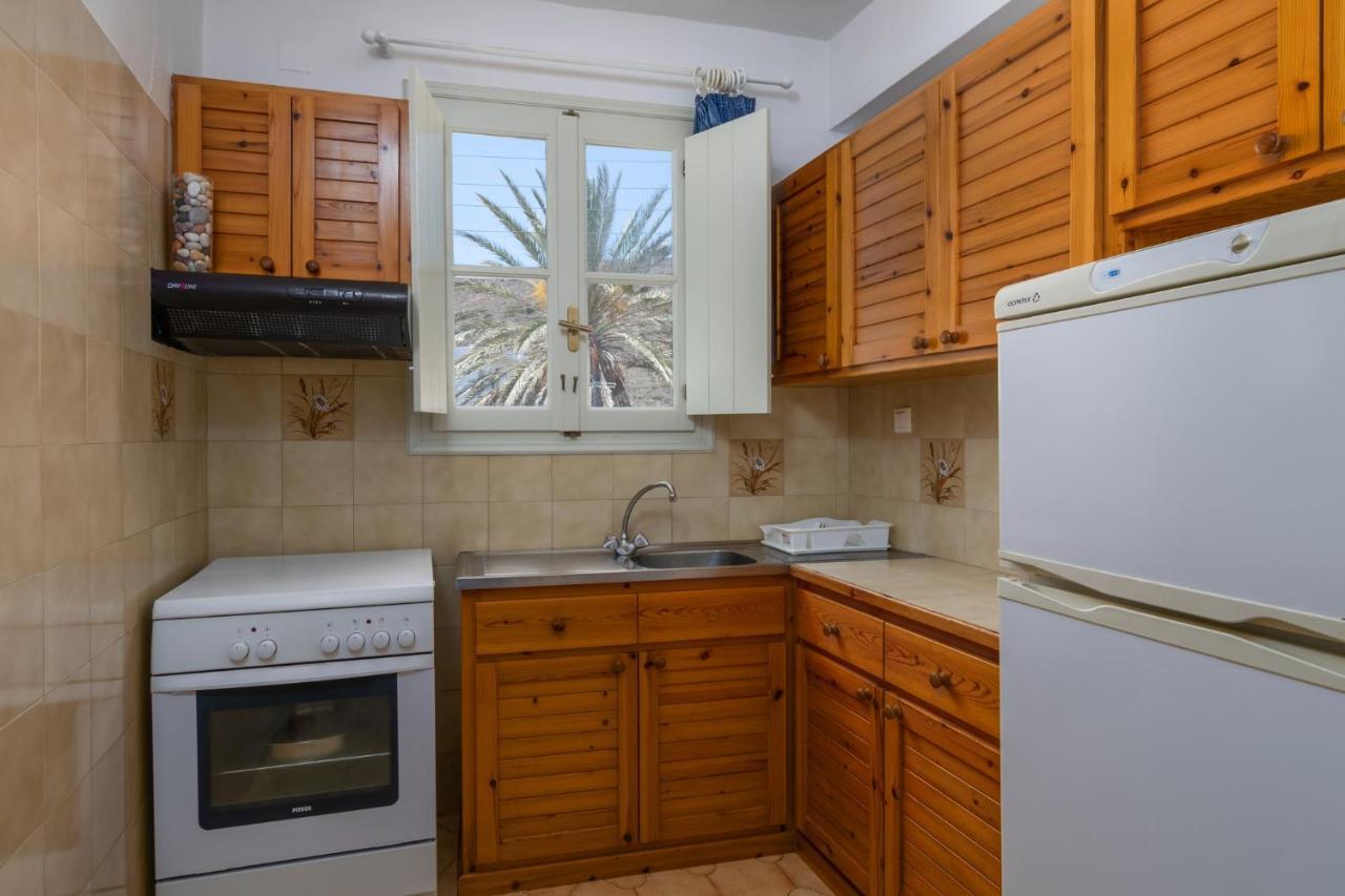Areti'S Milos Guesthouses آداماس المظهر الخارجي الصورة