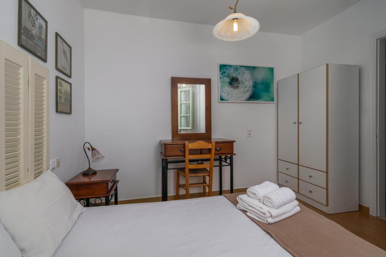 Areti'S Milos Guesthouses آداماس المظهر الخارجي الصورة